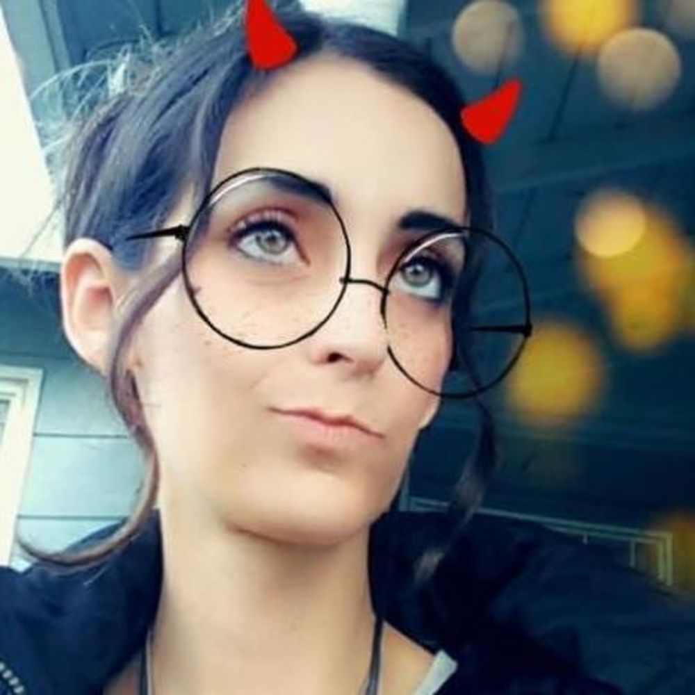 Meet your Posher, Samantha